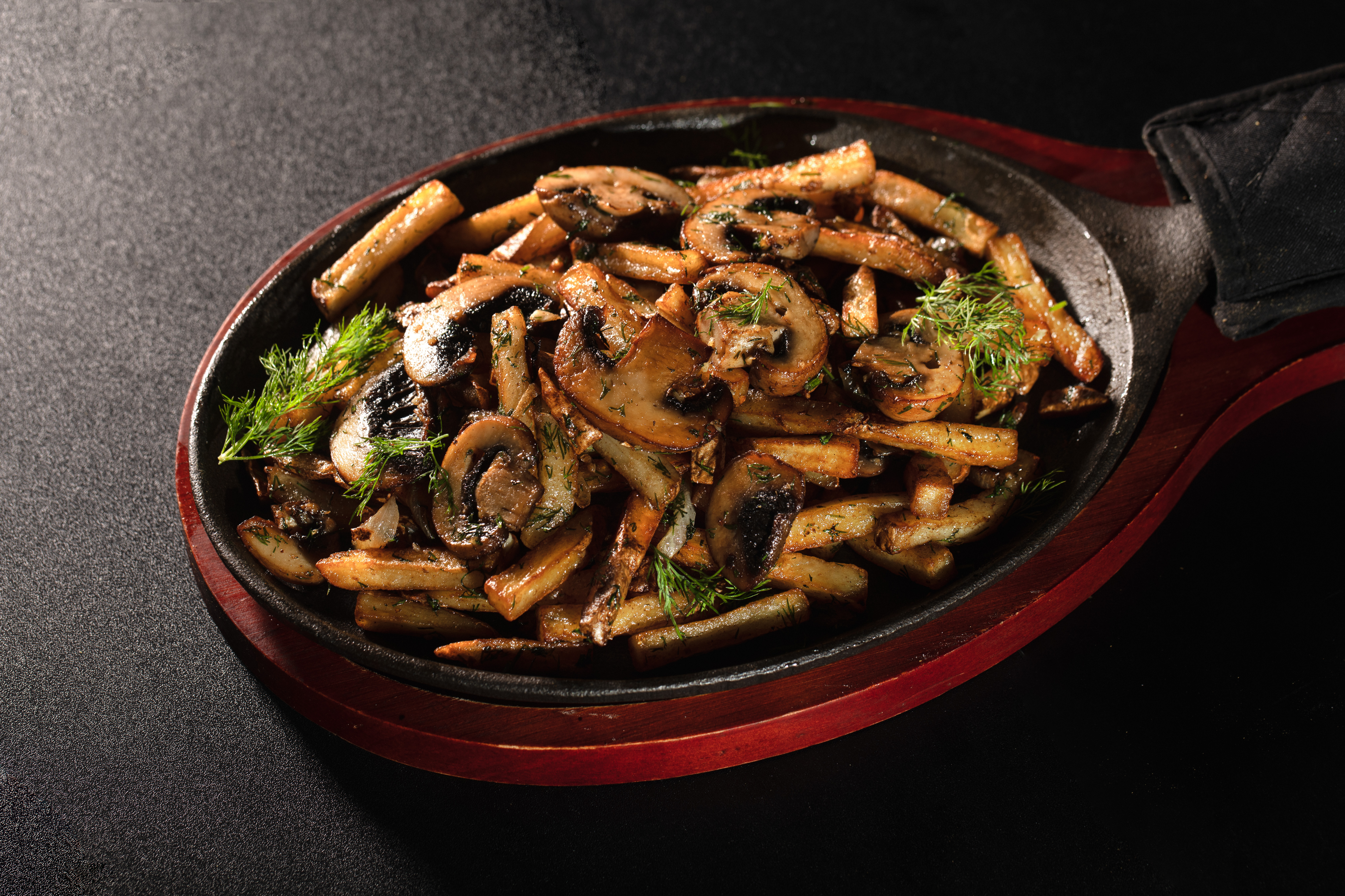 Homestyle Potatoes with Mushrooms